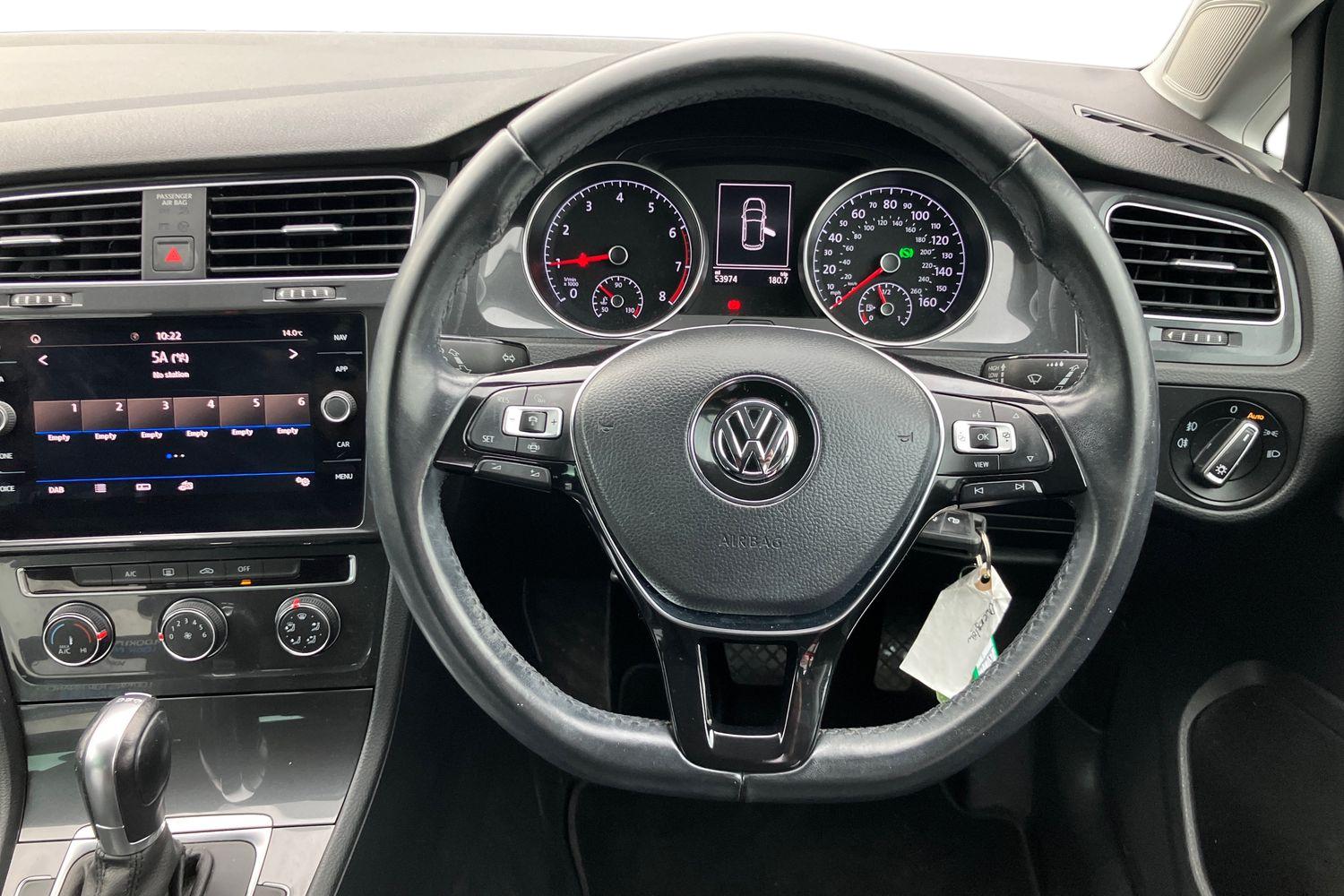 Used Volkswagen Golf 2019 for sale - 76972752: Photo 5