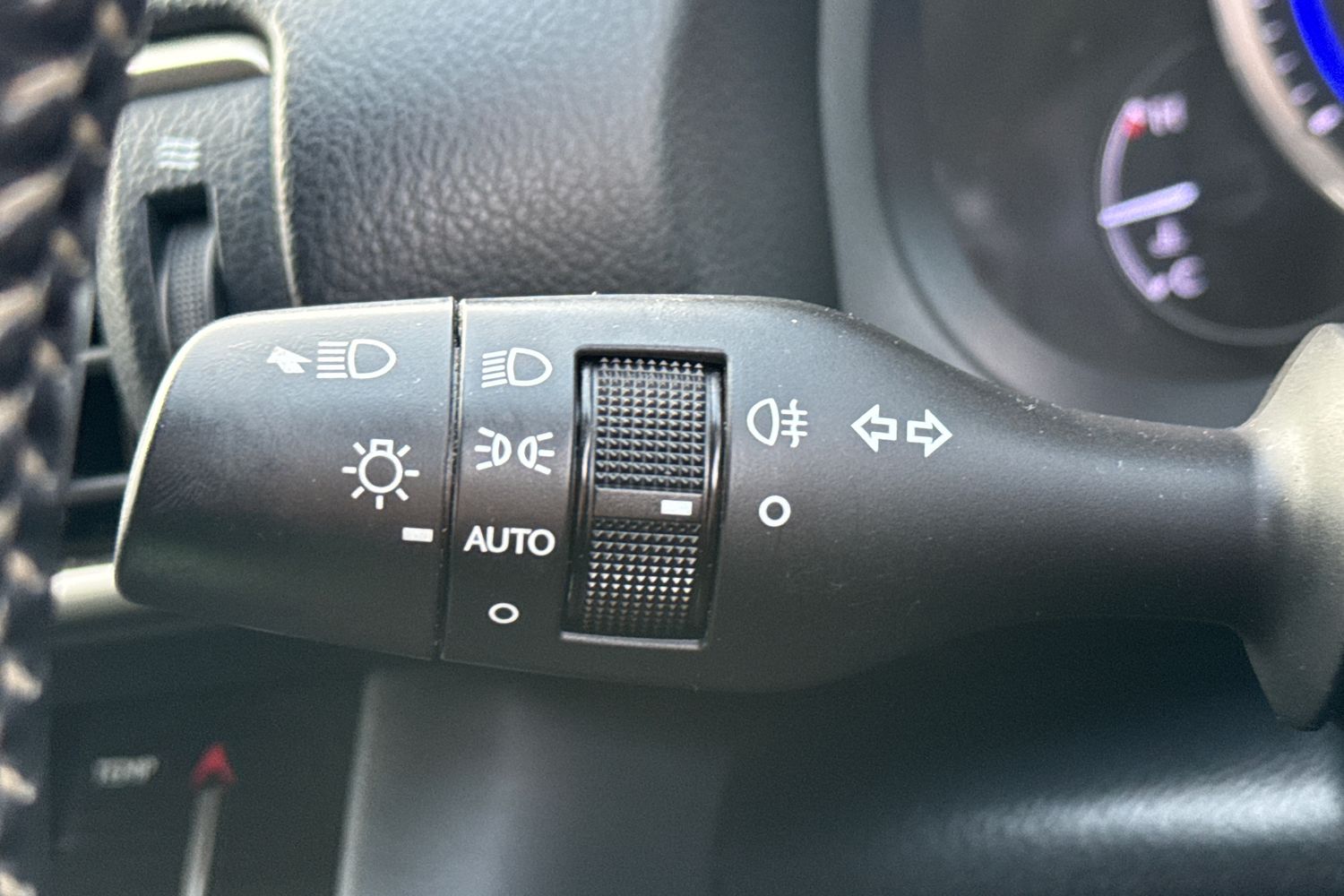 Used Lexus IS 2018 for sale - 77514990: Photo 11