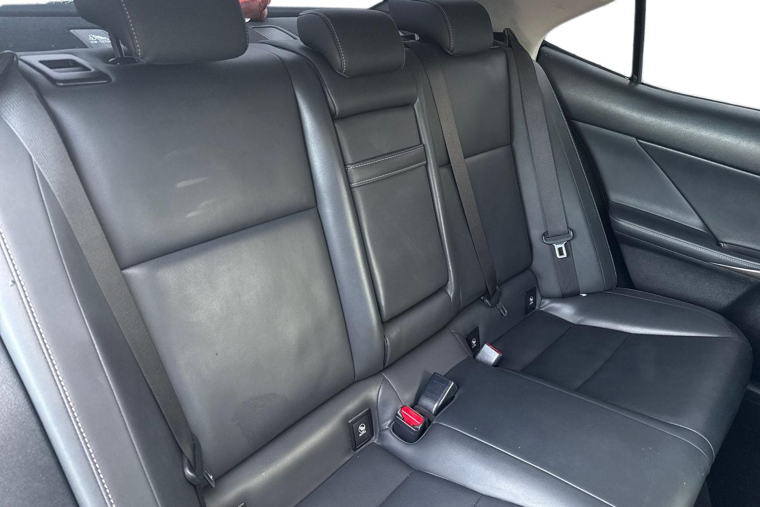 Used Lexus IS 2018 for sale - 77514990: Photo 16