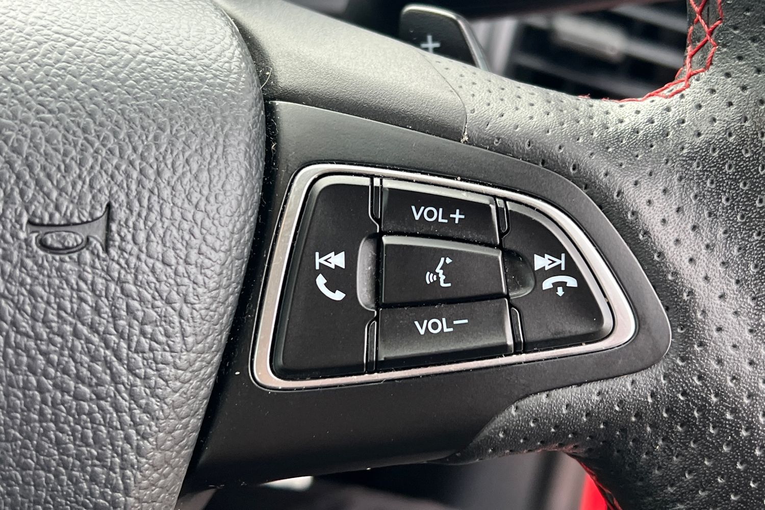 Used Ford Ecosport 2018 for sale - 77527480: Photo 14