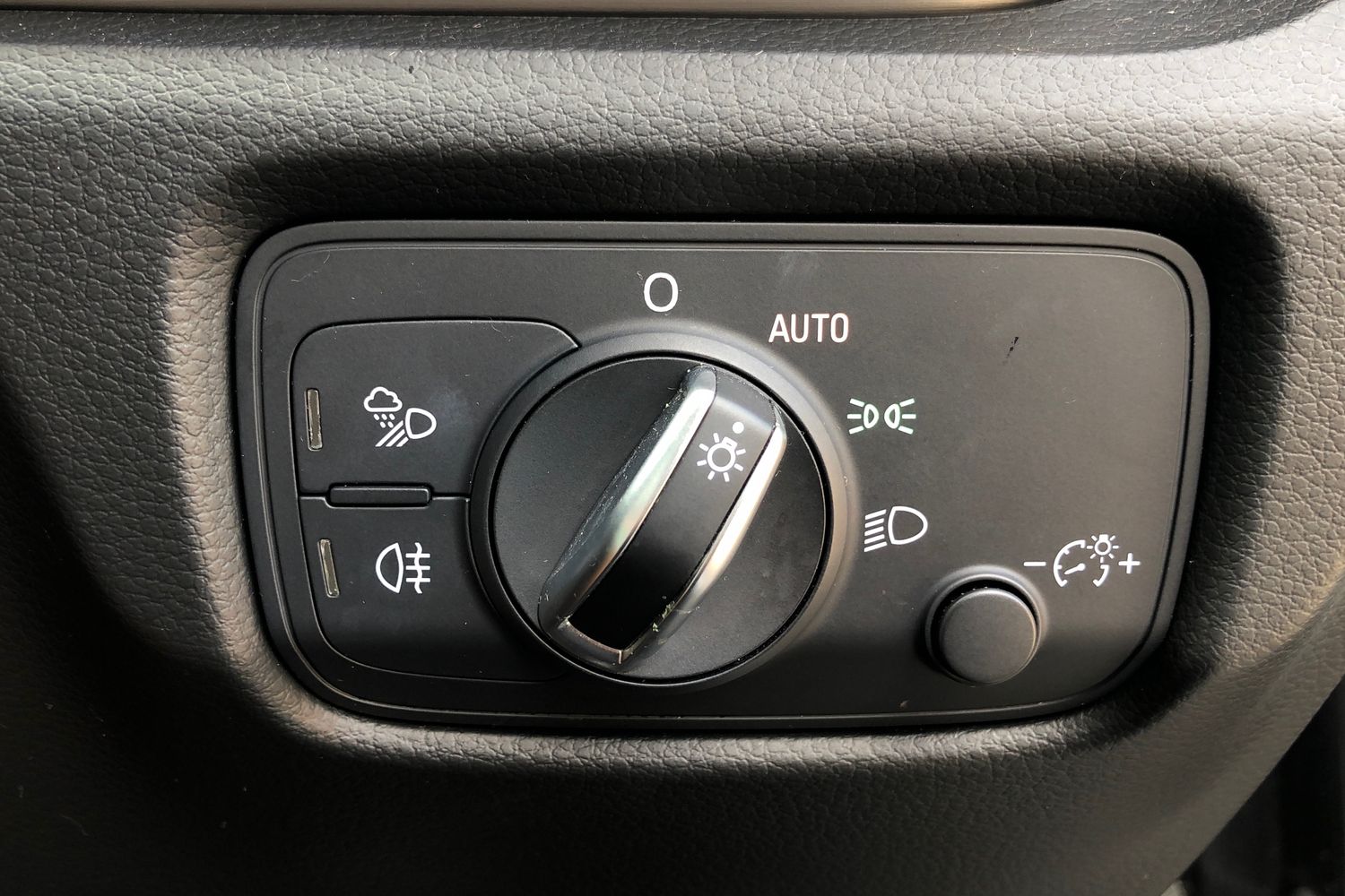 Used Audi A3 2016 for sale - 75924989: Photo 11