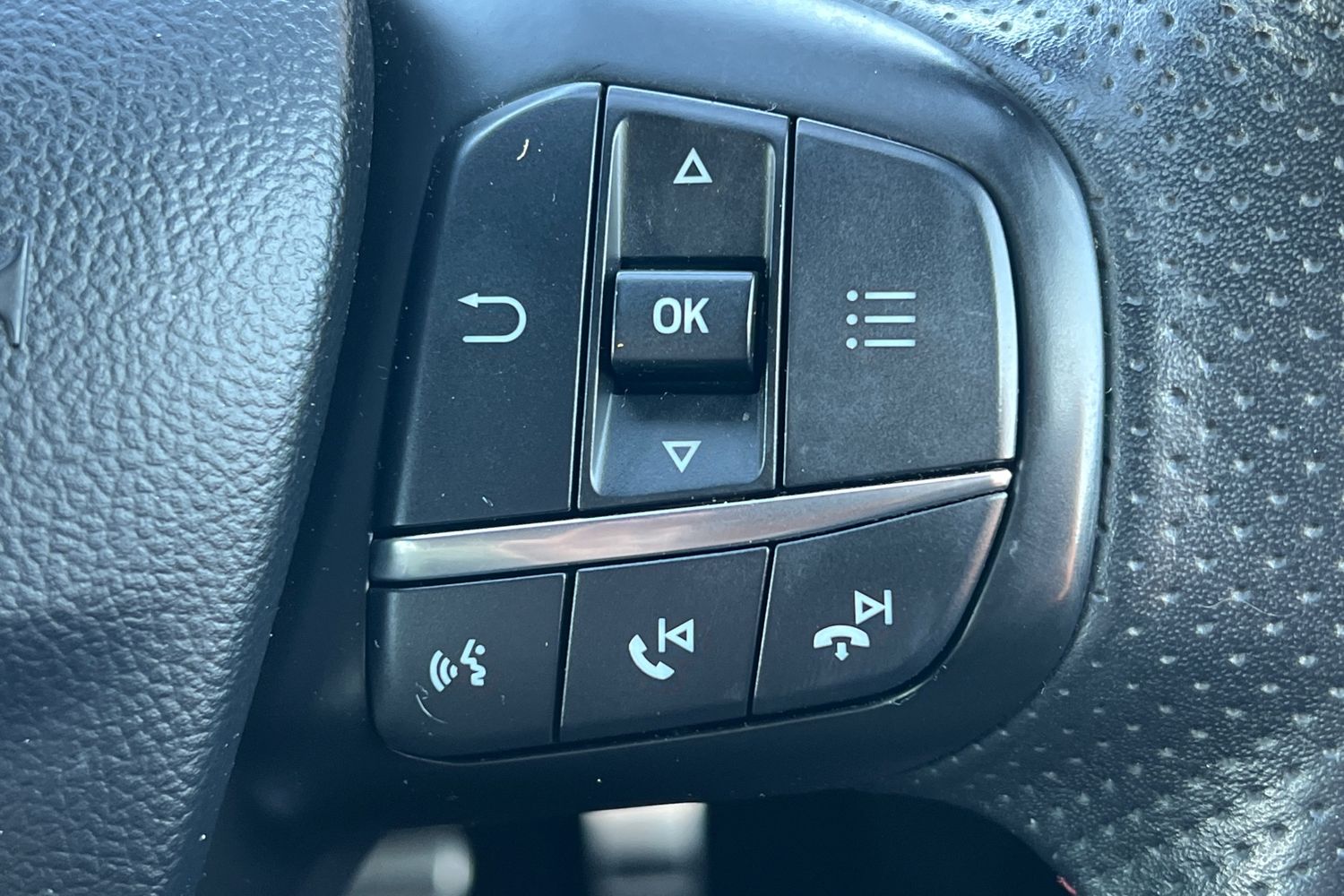 Used Ford Focus 2019 for sale - 76649239: Photo 17