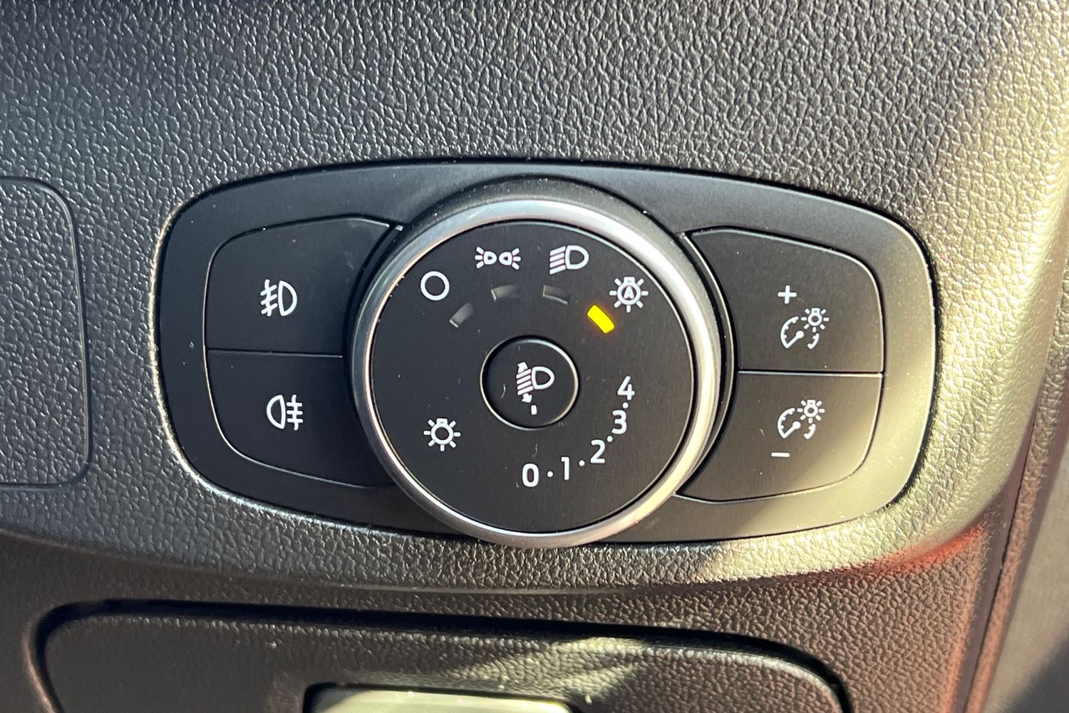 Used Ford Focus 2019 for sale - 76649239: Photo 21