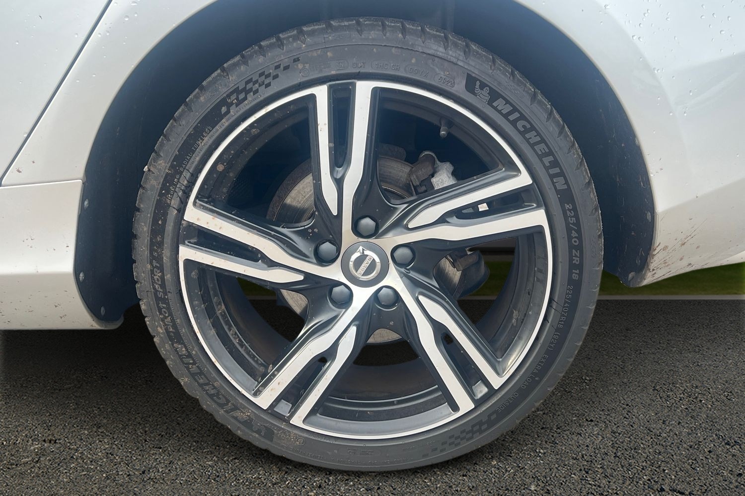 Used Volvo V40 2018 for sale - 76515970: Photo 21