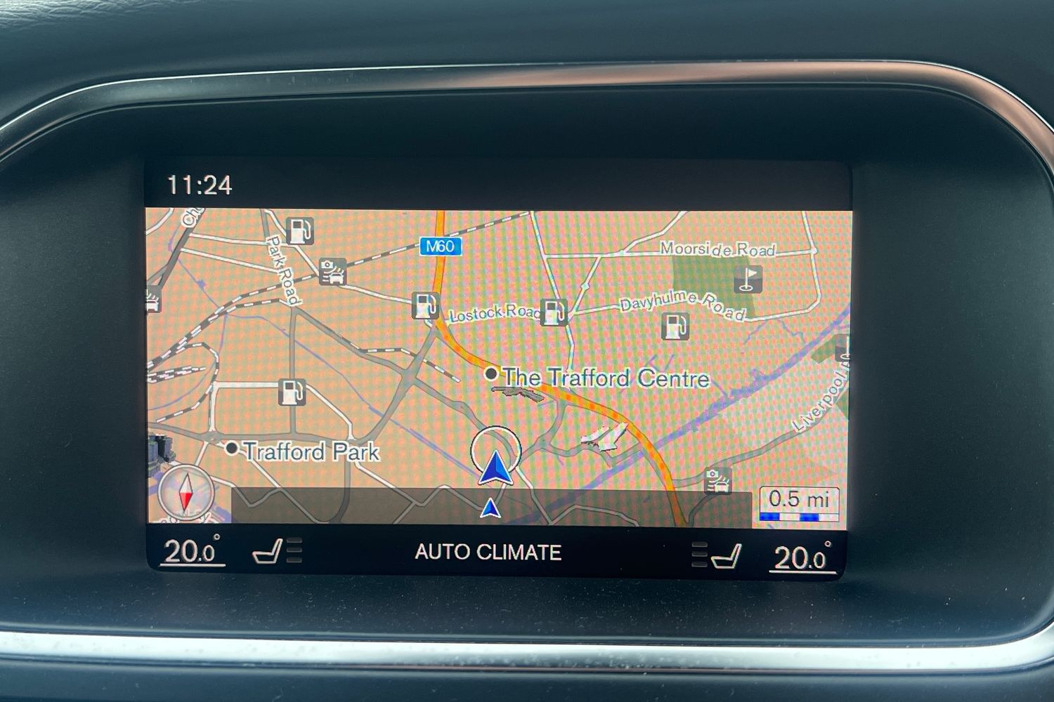 Used Volvo V40 2018 for sale - 76515970: Photo 9