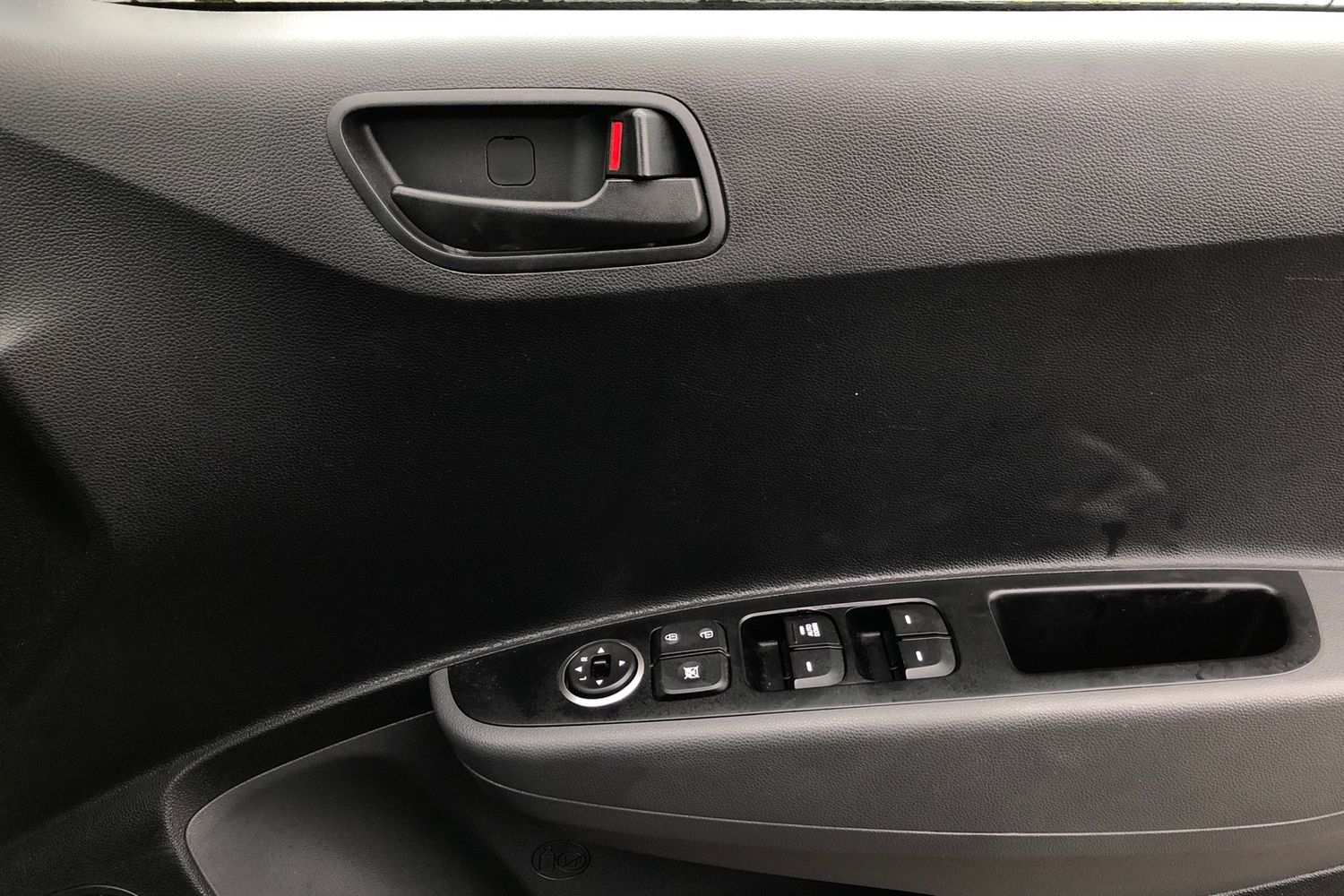 Used Hyundai i10 2019 for sale - 78084227: Photo 12