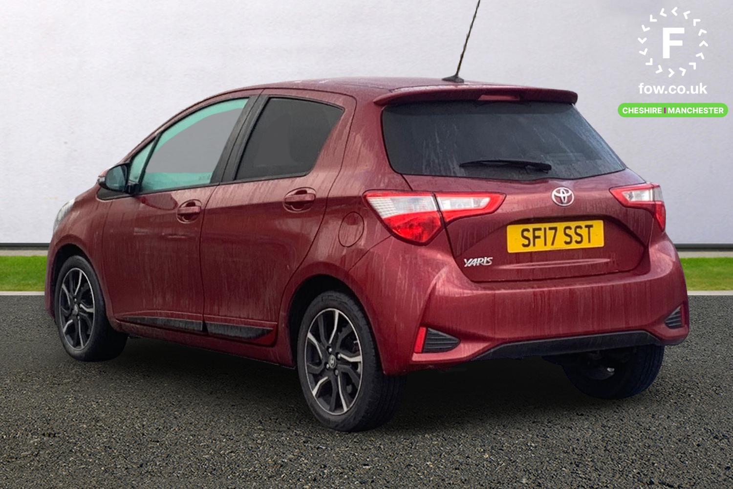 Used Toyota Yaris 2017 for sale - 77275487: Photo 2