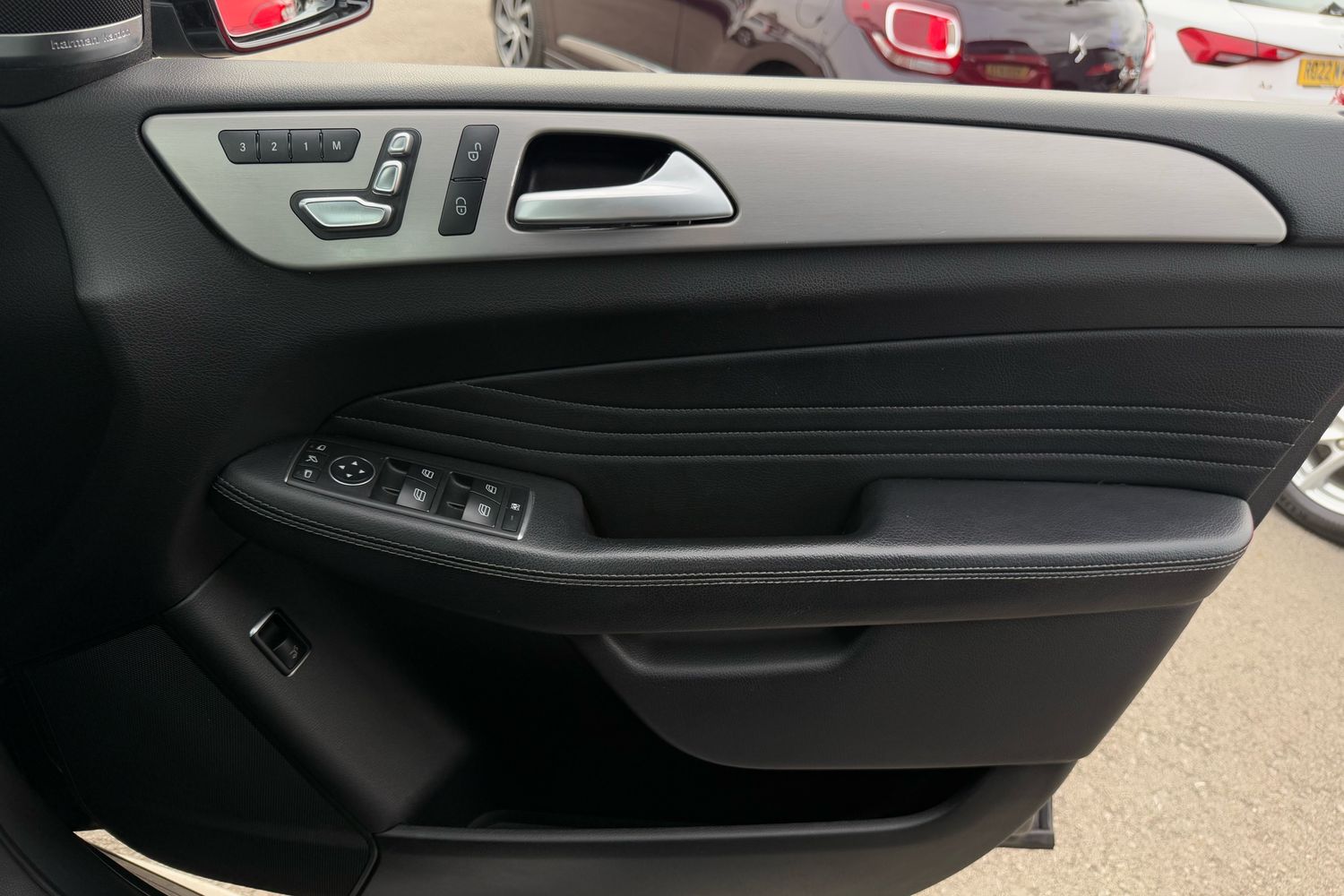 Used Mercedes-Benz GLE 2018 for sale - 76218611: Photo 13