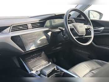 Used Audi e-tron 2021 for sale - 78997306: Photo