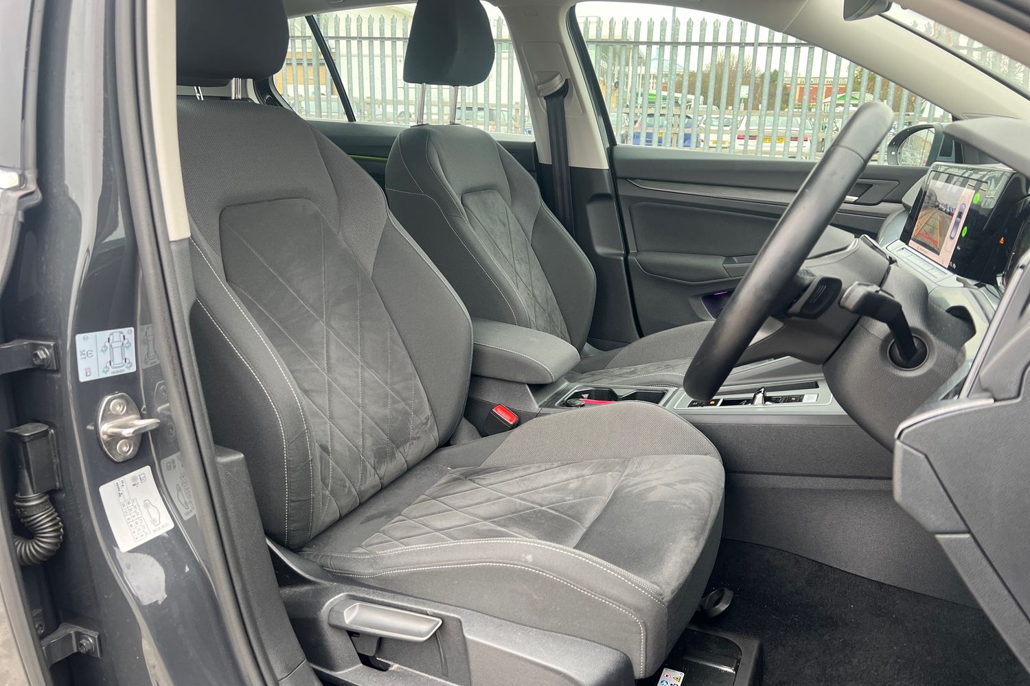 Used Volkswagen Golf 2020 for sale - 77515075: Photo 22