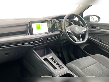 Used Volkswagen Golf 2020 for sale - 77515075: Photo