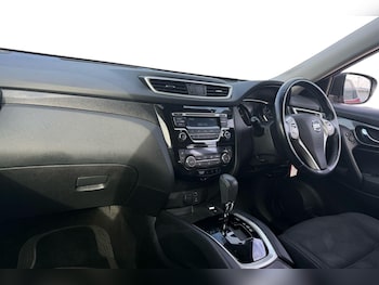 Used Nissan X-Trail 2017 for sale - 76453595: Photo