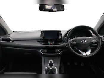 Used Hyundai i30 2018 for sale - 79446402: Photo