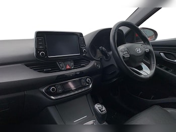 Used Hyundai i30 2018 for sale - 79446402: Photo