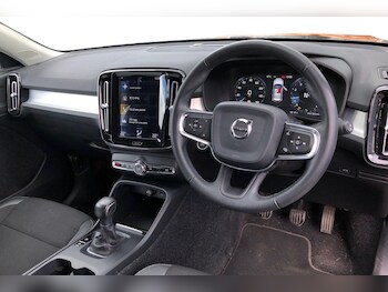 Used Volvo XC40 2019 for sale - 78655239: Photo