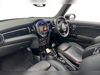 Used MINI Hatch 2019 for sale - 76069676: Photo 4