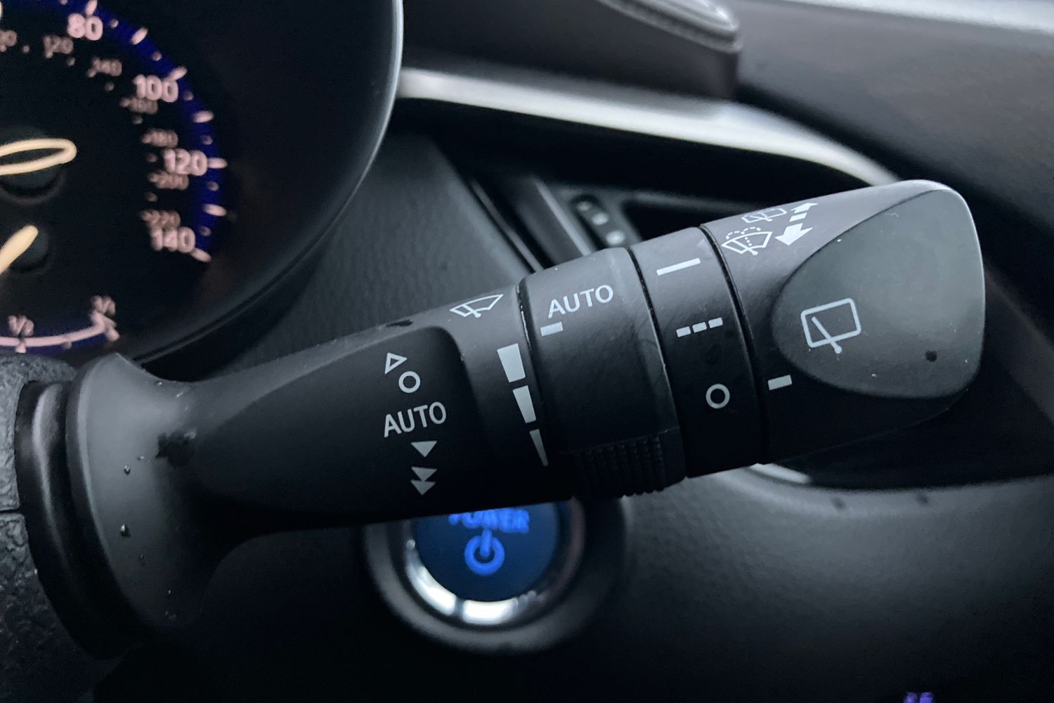 Used Toyota C-HR 2017 for sale - 76985318: Photo 17