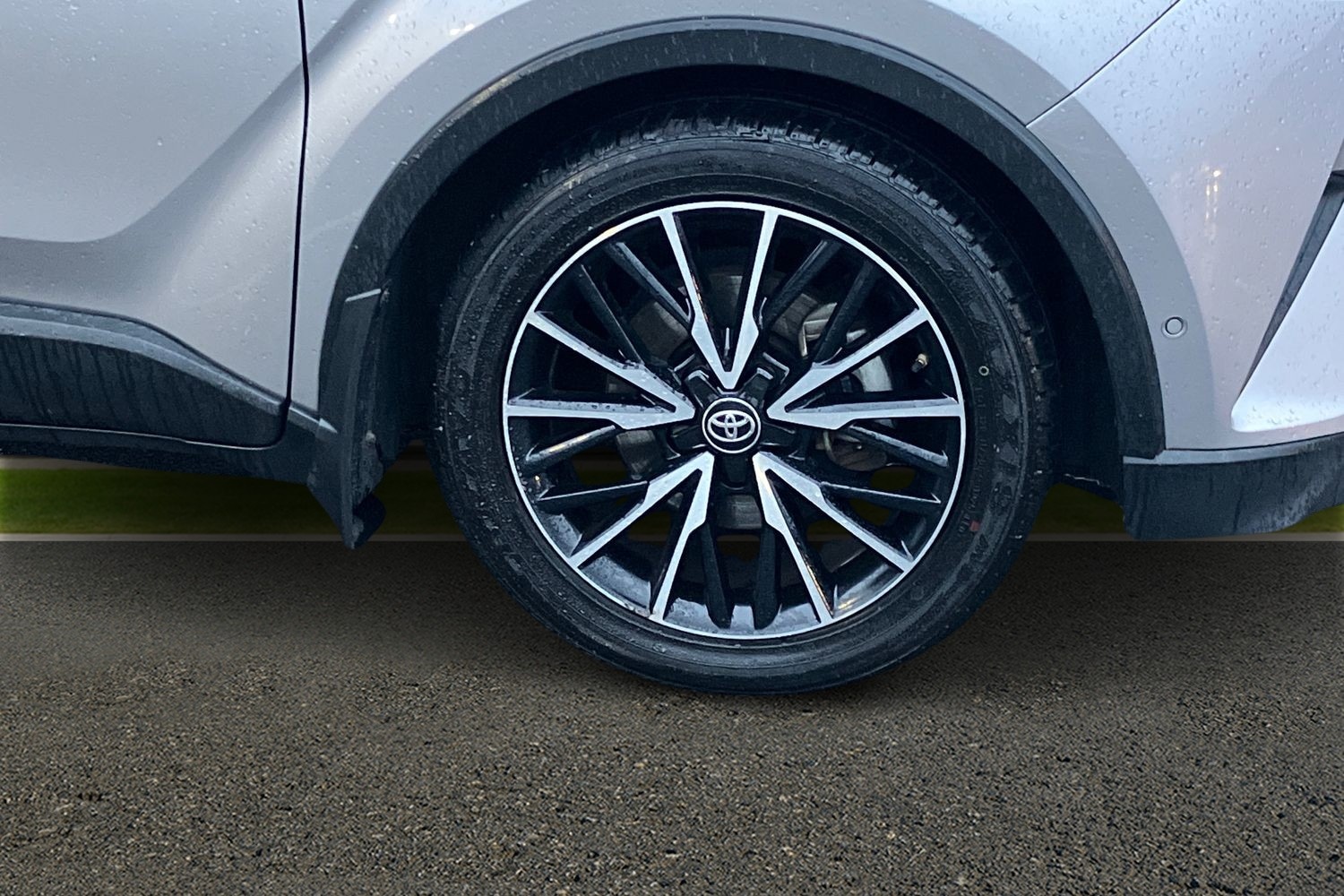 Used Toyota C-HR 2017 for sale - 76985318: Photo 23