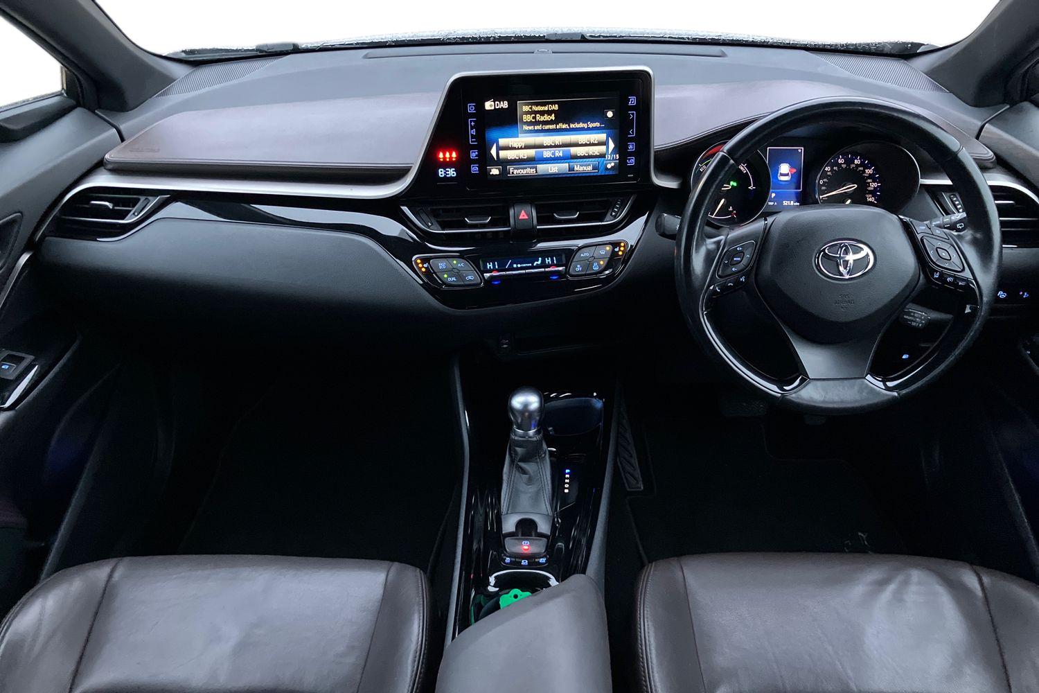 Used Toyota C-HR 2017 for sale - 76985318: Photo 3