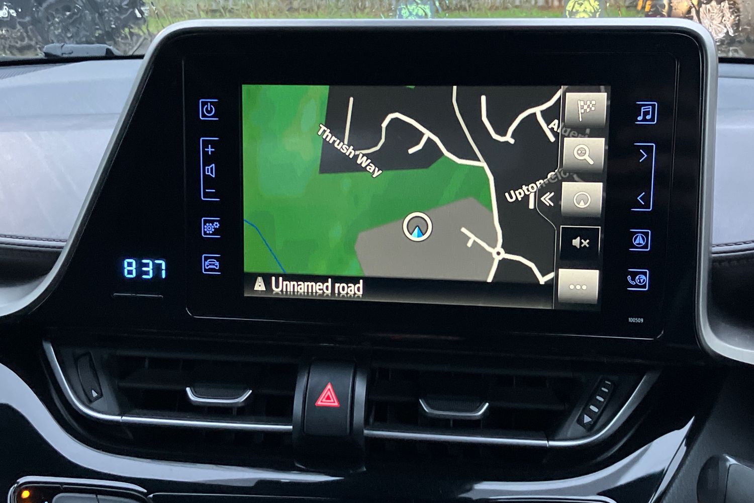 Used Toyota C-HR 2017 for sale - 76985318: Photo 7