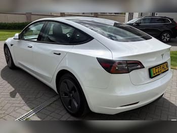 Used Tesla Model 3 2023 for sale - 79651703: Photo
