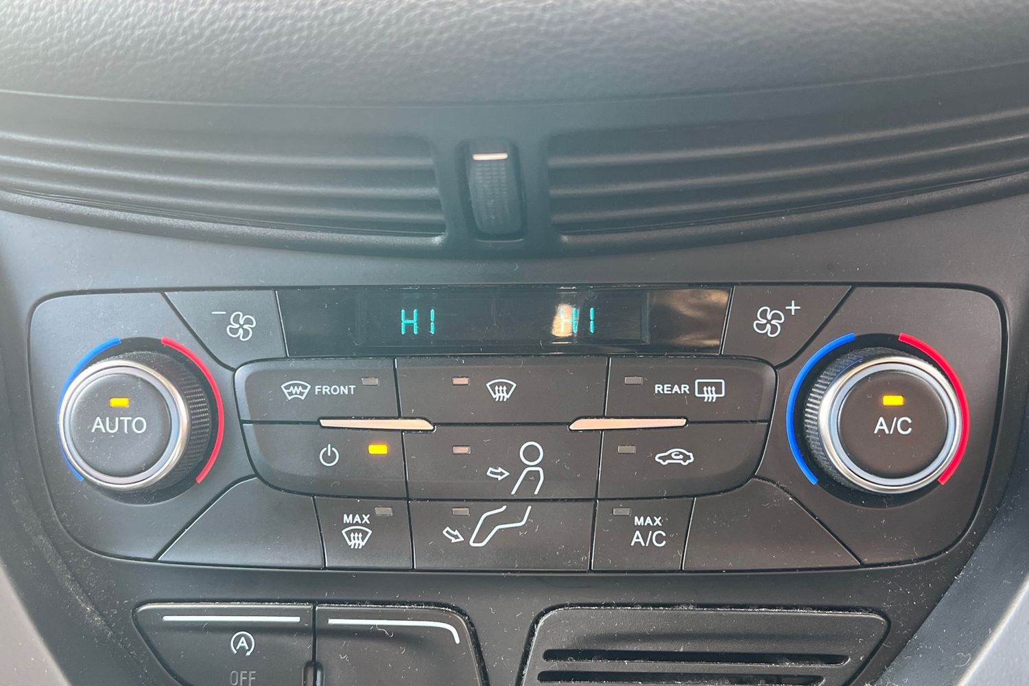 Used Ford Kuga 2018 for sale - 76789764: Photo 14