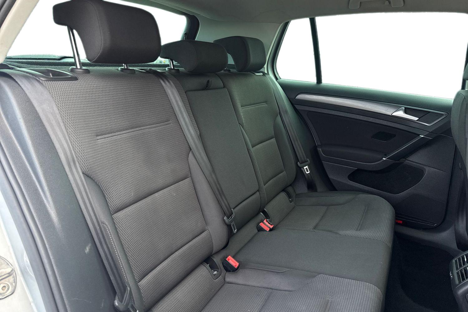 Used Volkswagen Golf 2019 for sale - 76929303: Photo 17