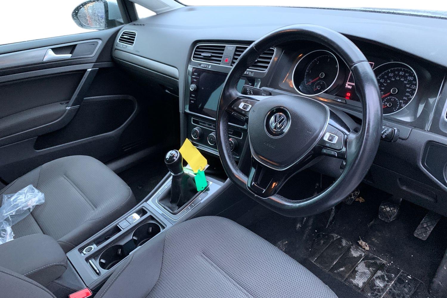 Used Volkswagen Golf 2019 for sale - 76929303: Photo 3