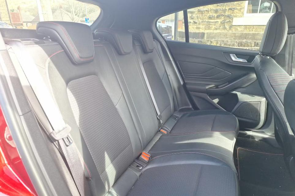 Used Ford Focus 2019 for sale - 78010721: Photo 4