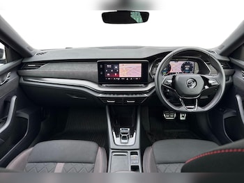 Used Skoda Octavia 2023 for sale - 77270450: Photo