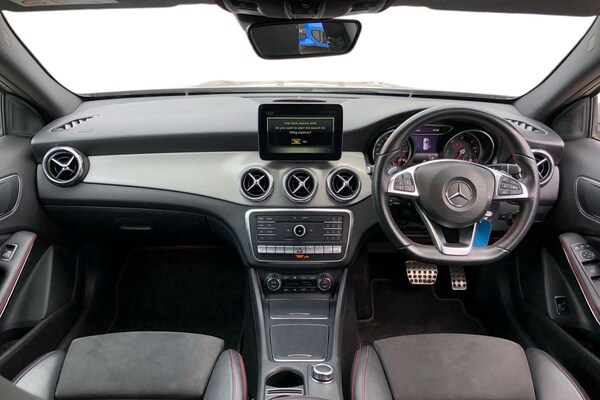Used Mercedes-Benz GLA 2017 for sale - 75651060: Photo 3