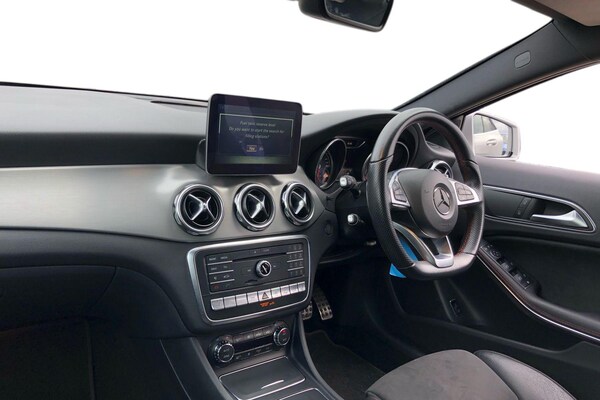 Used Mercedes-Benz GLA 2017 for sale - 75651060: Photo 4