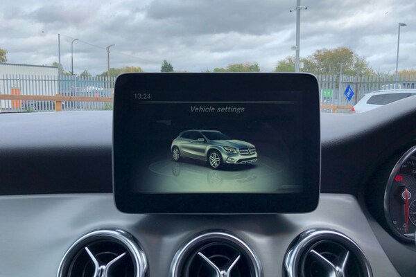 Used Mercedes-Benz GLA 2017 for sale - 75651060: Photo 6