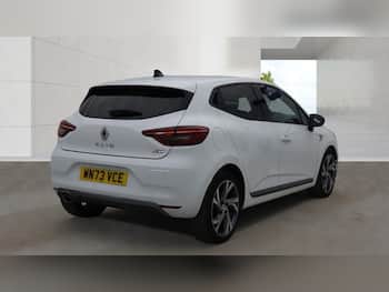 Used Renault Clio 2023 for sale - 79627612: Photo