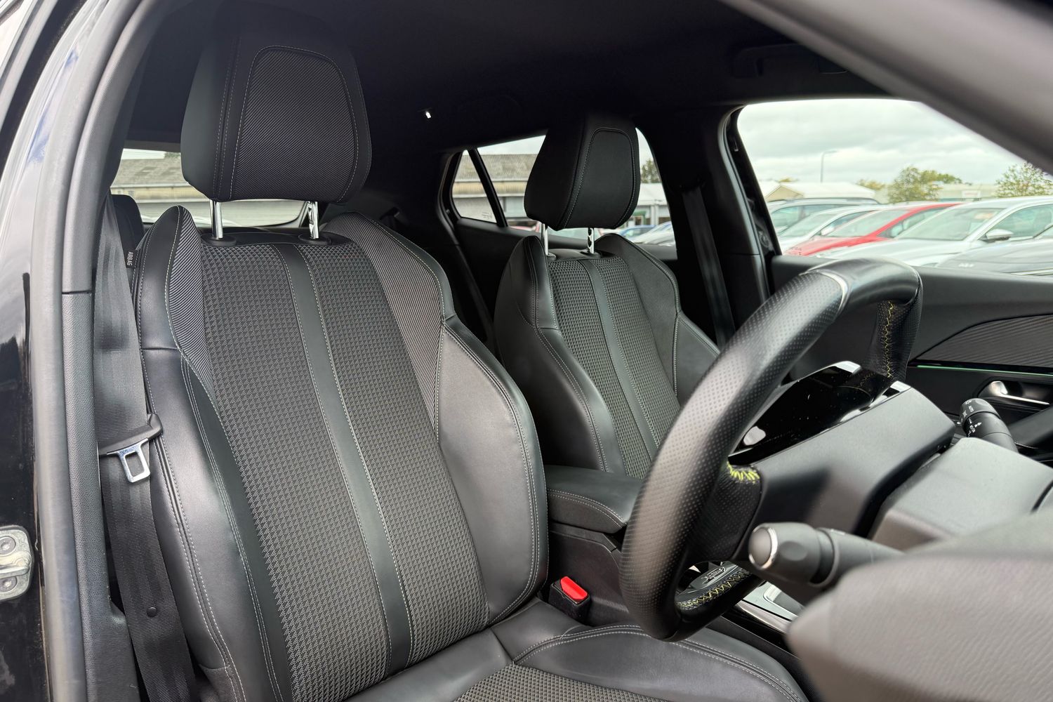Used Peugeot 2008 2021 for sale - 76346563: Photo 13