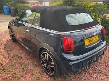 Used MINI Convertible 2018 for sale - 79272778: Photo