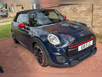 Used MINI Convertible 2018 for sale - 79272778: Photo