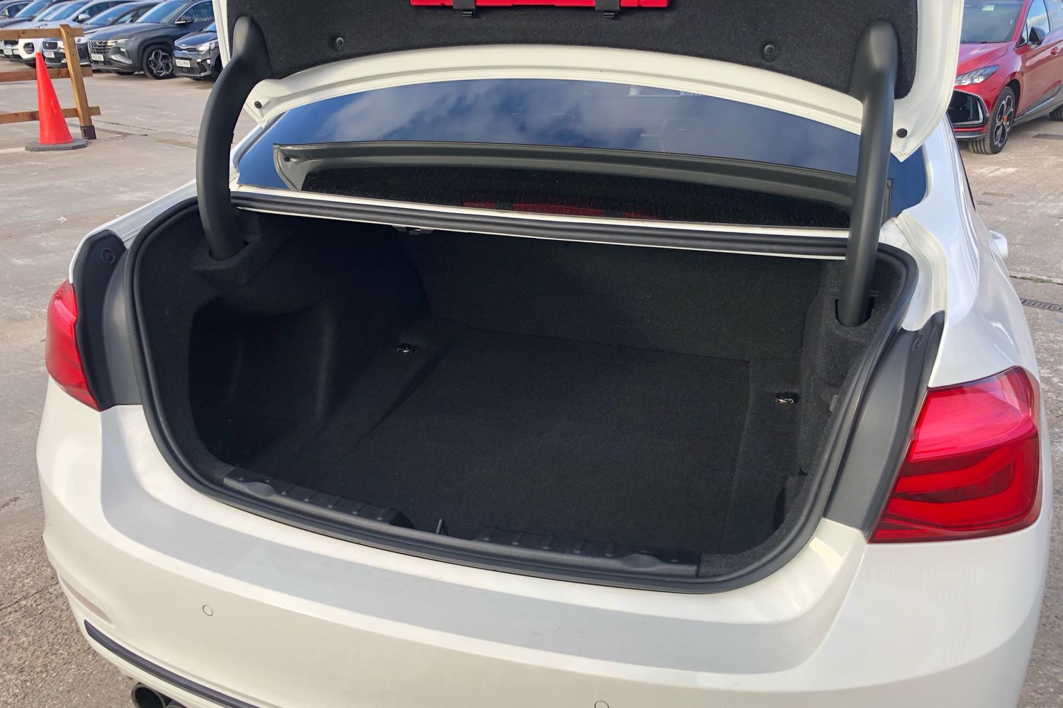 Used BMW 3 Series 2017 for sale - 76219953: Photo 15