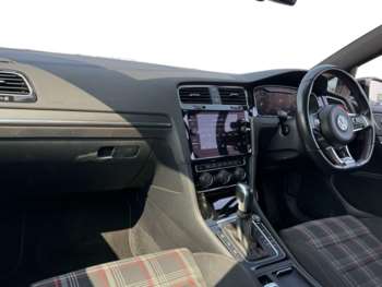 Used Volkswagen Golf 2019 for sale - 74807937: Photo