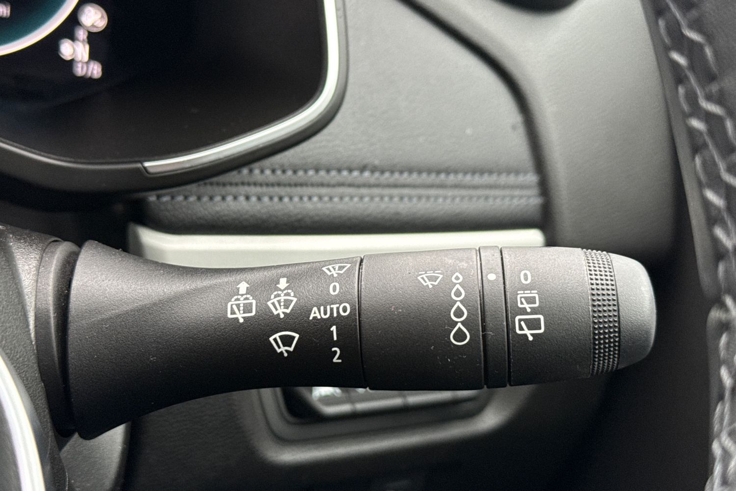 Used Renault Zoe 2022 for sale - 77390237: Photo 12