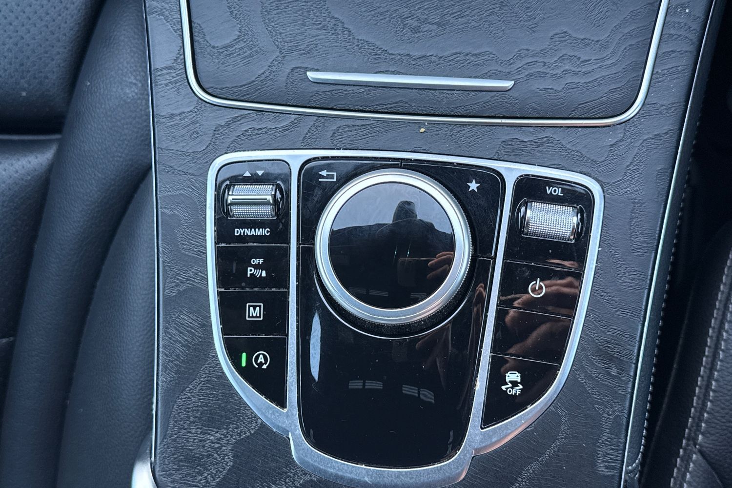 Used Mercedes-Benz GLC 2018 for sale - 76739445: Photo 10