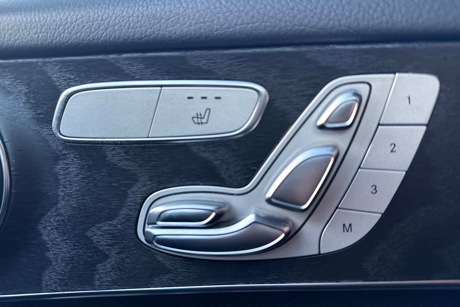 Used Mercedes-Benz GLC 2018 for sale - 76739445: Photo 16