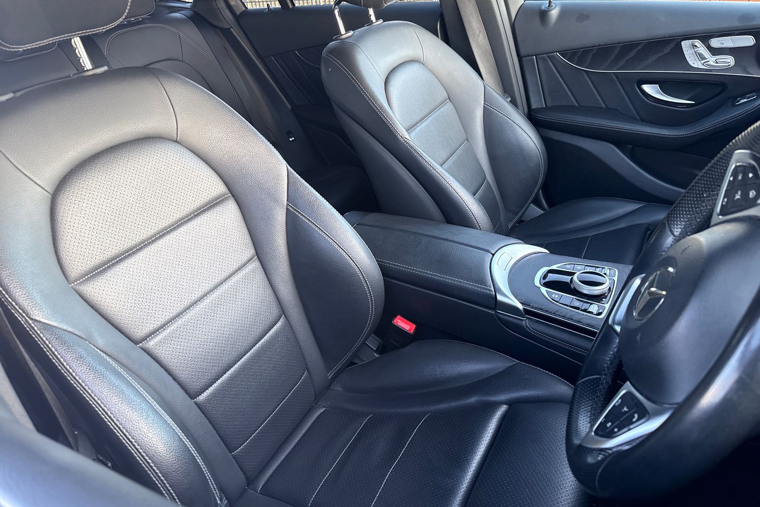 Used Mercedes-Benz GLC 2018 for sale - 76739445: Photo 18