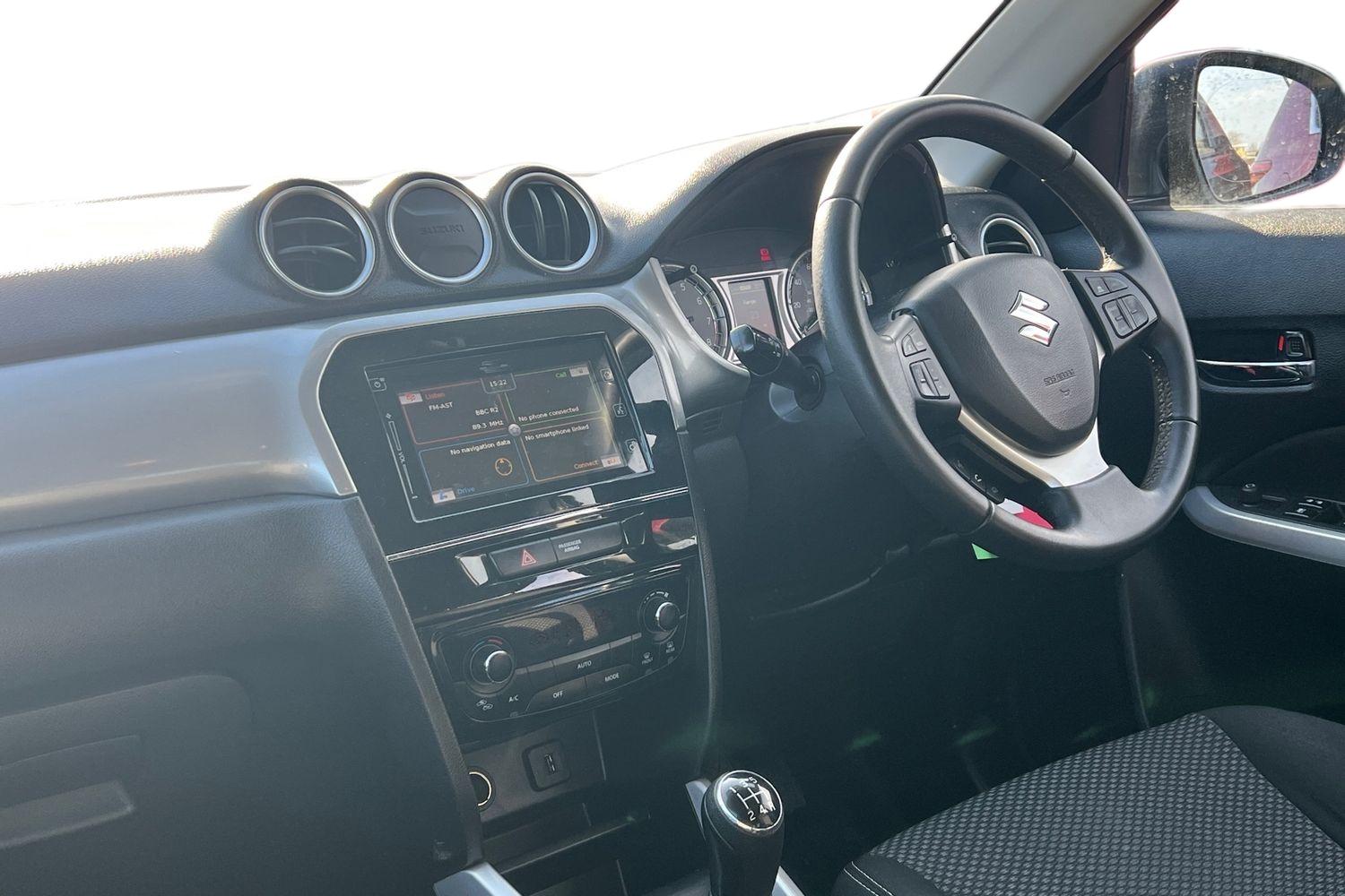 Used Suzuki Vitara 2017 for sale - 77935645: Photo 4