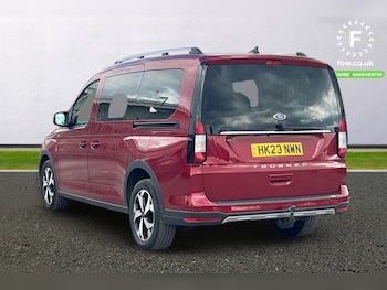 Used Ford Grand Tourneo Connect 2023 for sale - 78904688: Photo