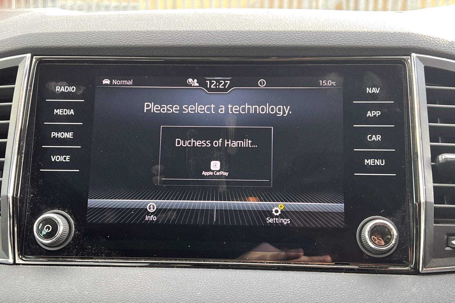 Used Skoda Karoq 2022 for sale - 77641928: Photo 10