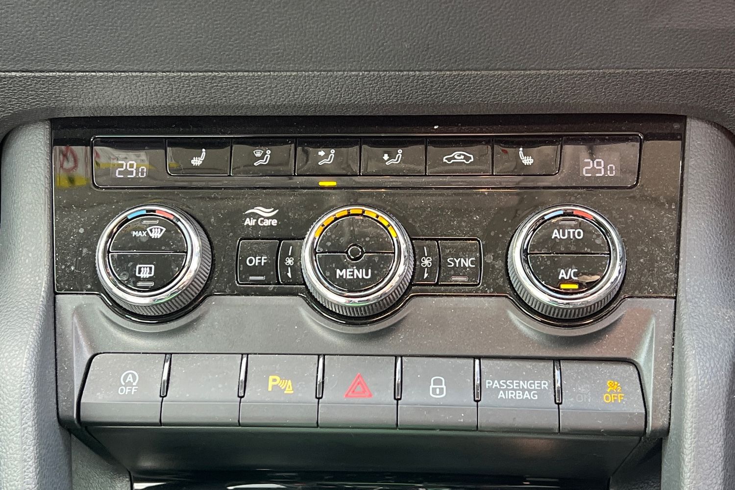 Used Skoda Karoq 2022 for sale - 77641928: Photo 11