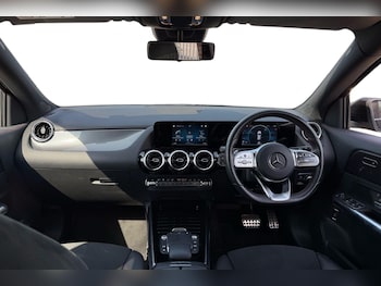 Used Mercedes-Benz GLA 2021 for sale - 75445646: Photo