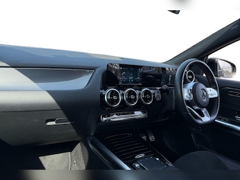 Used Mercedes-Benz GLA 2021 for sale - 75445646: Photo