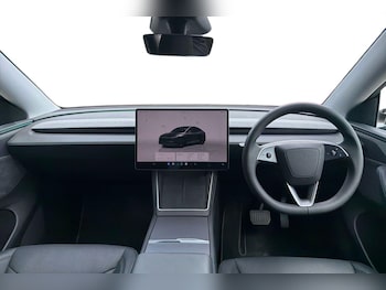 Used Tesla Model Y 2025 for sale - 79342044: Photo
